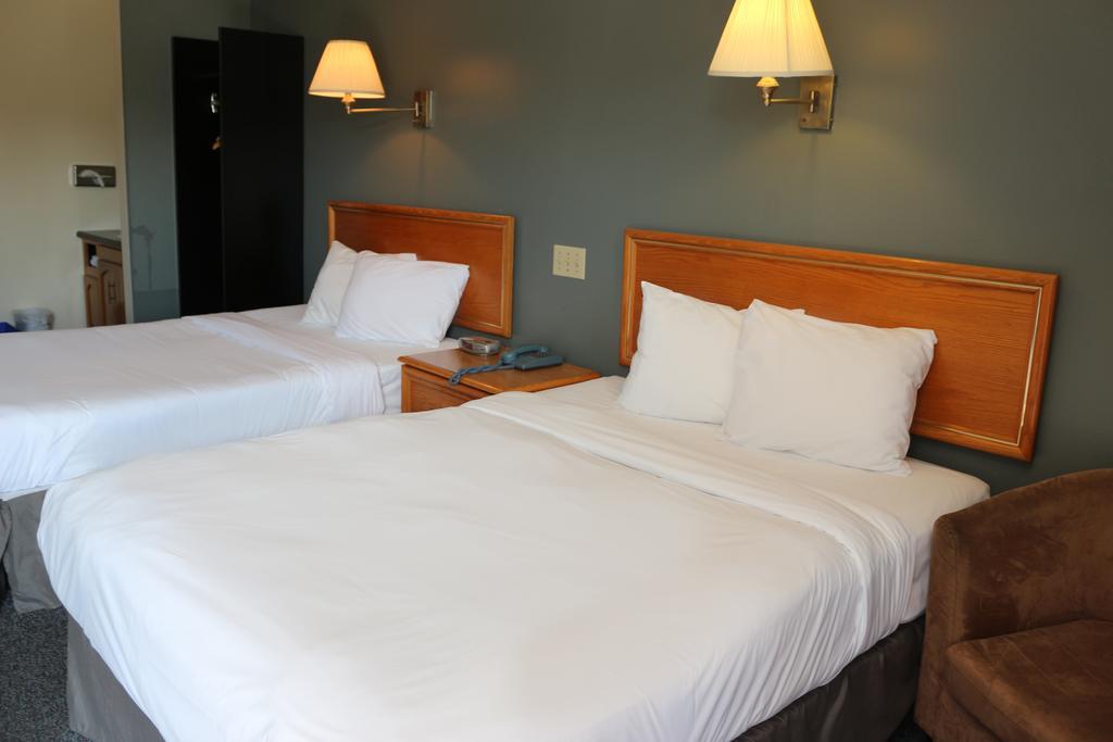 Auberge Le Caribou Riviere-au-Renard Εξωτερικό φωτογραφία